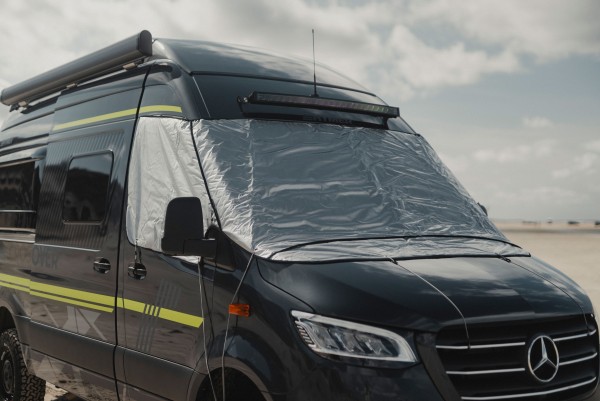 Insulation mat for front windscreen Mercedes Sprinter 2018